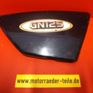 Suzuki GN 125 Seitenverkleidung Seitendeckel rechts